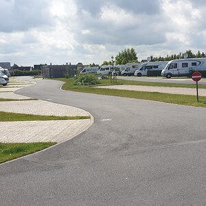 Camperpark Westende4.jpg