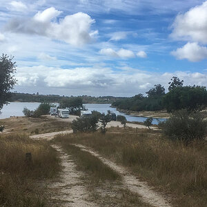 Parque de Caravanas Barragem de Povoa2.jpg