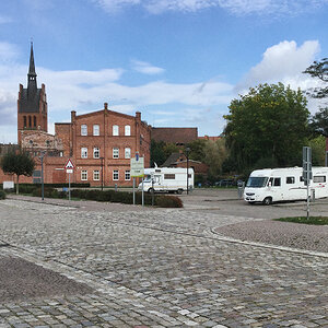 Wohnmobilstellplatz Stadthafen Grabow 4.jpg