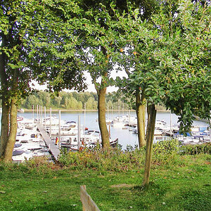 Wohnmobilstellplatz Yachthafen Emmerich 2.jpg