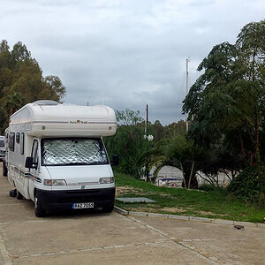 Área de Autocaravanas Gelves.JPG