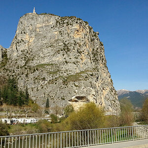 Aire Municipale Castellane3.jpg