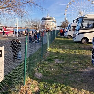 Parkplatz Mittelmole3-gp.jpeg