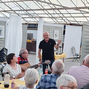 Allsång med Janne och Lasse